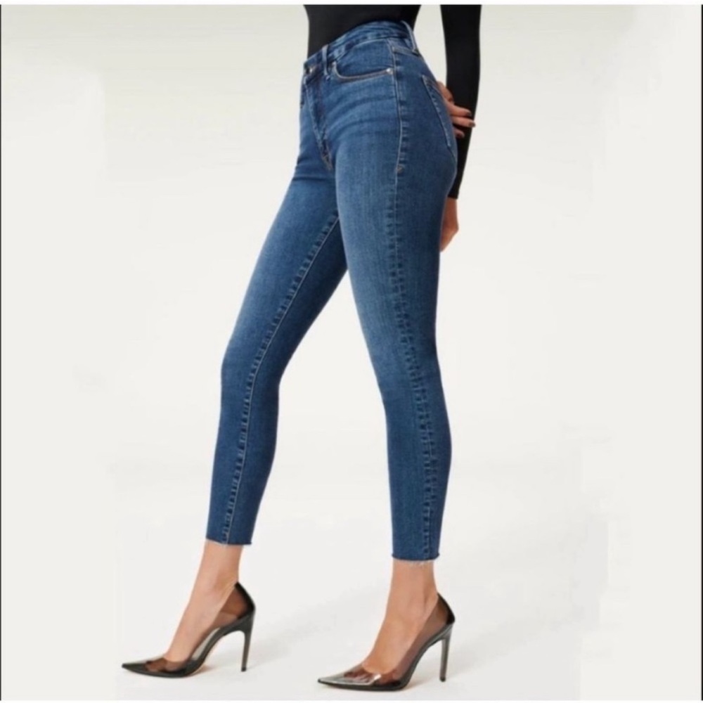 Good American Good Waist Crop Jeans